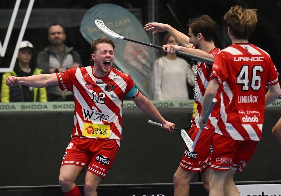 Oskar Weissbach slaví gól ve finále Champions Cupu 2025. Oskar Weissbach slaví gól ve finále Champions Cupu 2025.