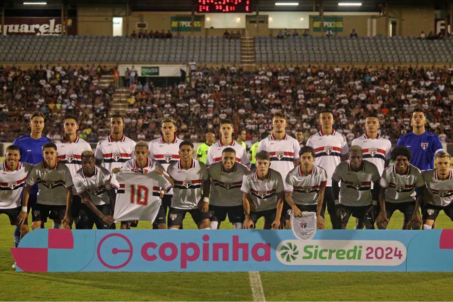 São Paulo mostrou sua força e prossegue no maior torneio de base do país