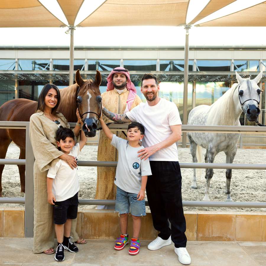 Messi visitó Arabia Saudí junto a su familia