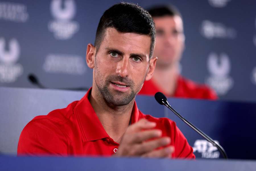 Novak Djokovic tijdens een United Cup-persconferentie