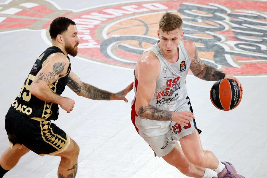 Luka Samanic, ante Mike James