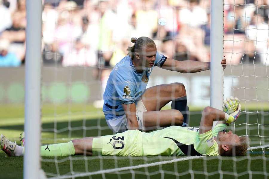 City parou na retranca do Southampton City parou na retranca do Southampton