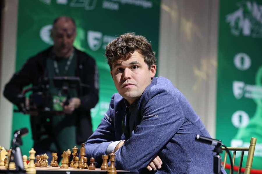 Carlsen, en plena competición.