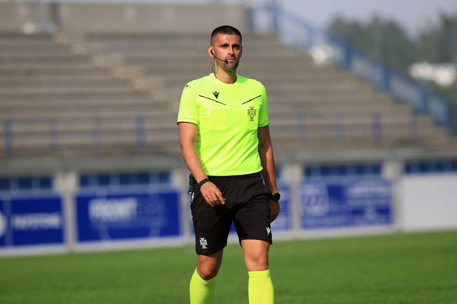 José Bessa, árbitro do Alpendorada-Estrela da Amadora