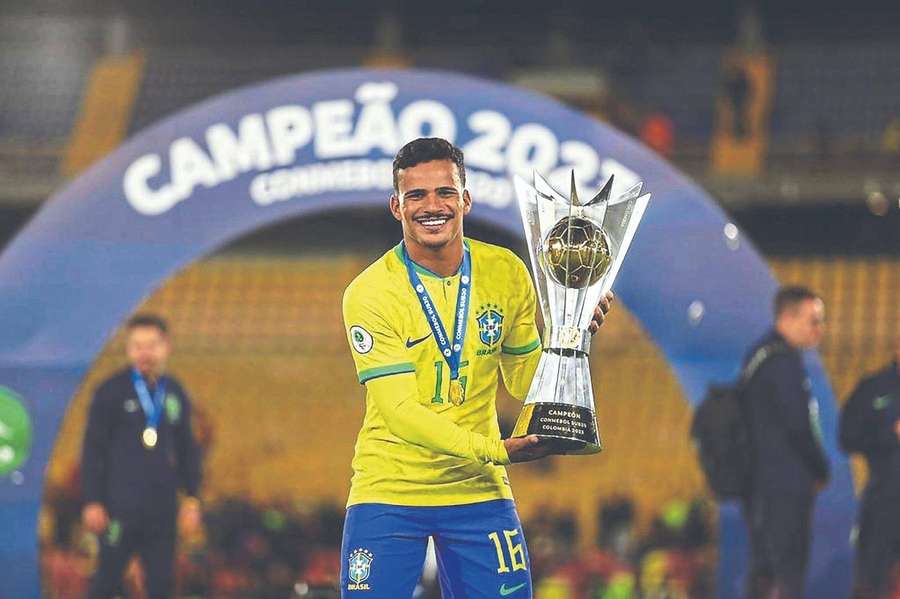 Kaiki teve uma trajetória vitoriosa nas categorias de base da Seleção