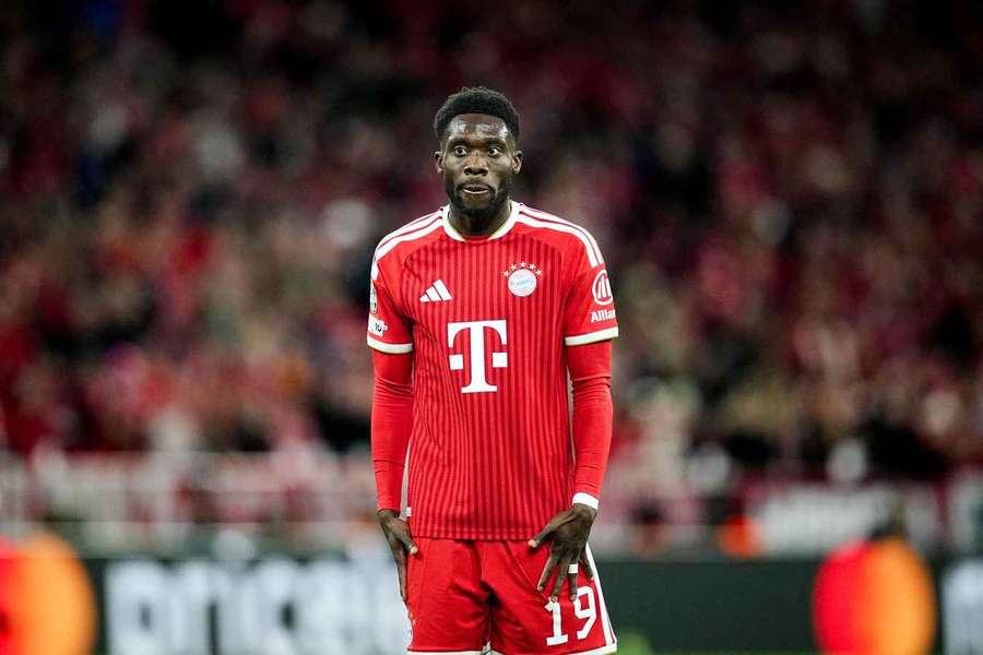Alphonso Davies' Teilnahme an der WM im Sommer ist noch unsicher. Alphonso Davies' Teilnahme an der WM im Sommer ist noch unsicher.