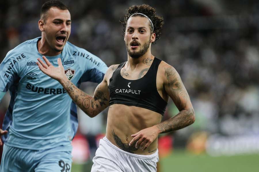 Golaço de Guga deu a vitória ao Fluminense contra o Vasco