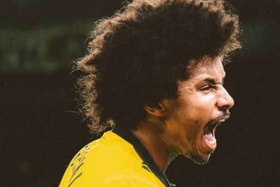 Karim Adeyemi jedná s Dortmundem o nové smlouvě Karim Adeyemi jedná s Dortmundem o nové smlouvě