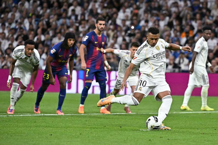 Mbappé scheiterte vom Punkt Mbappé scheiterte vom Punkt
