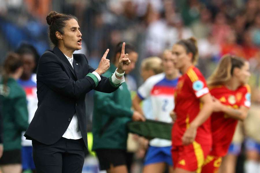 Montse Tome gives instructions on the sidelines during Spain's Euro defeat to England