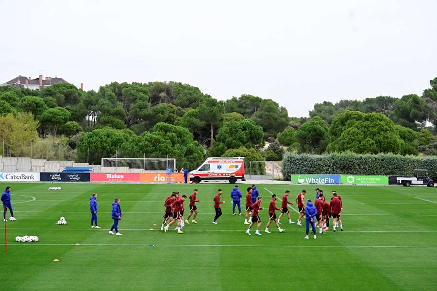 El Atlético se juega su futuro europeo en Oporto con los tocados Morata y Kondogbia