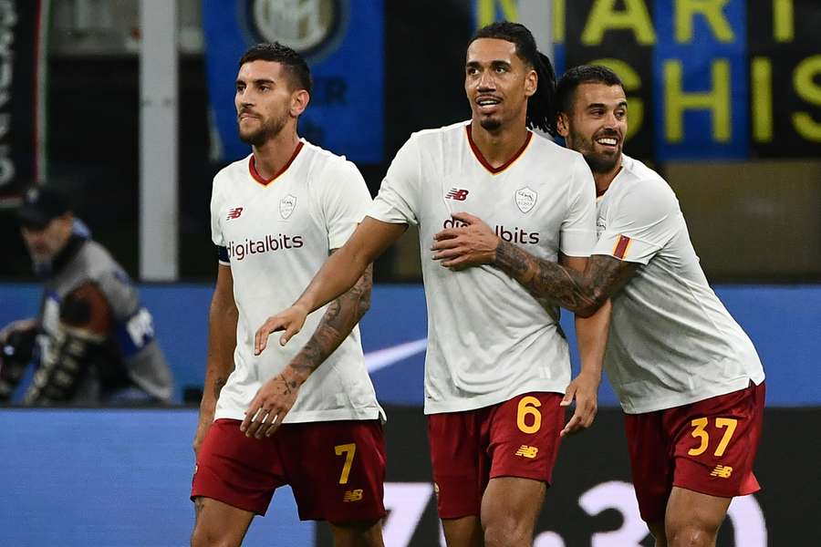 A Roma impôs a Inter a sua quarta derrota em oito jogos na Série A nesta temporada