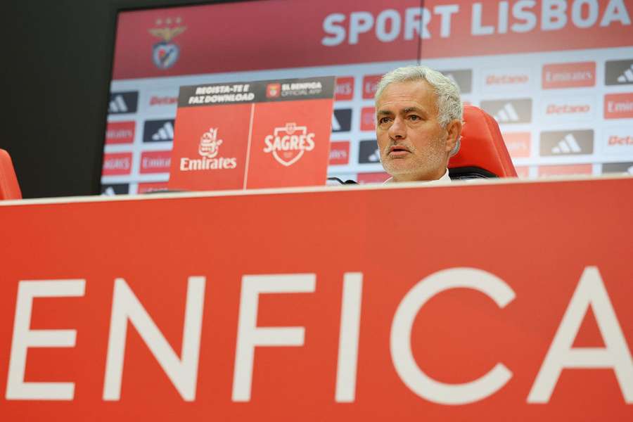 José Mourinho falou aos jornalistas José Mourinho falou aos jornalistas