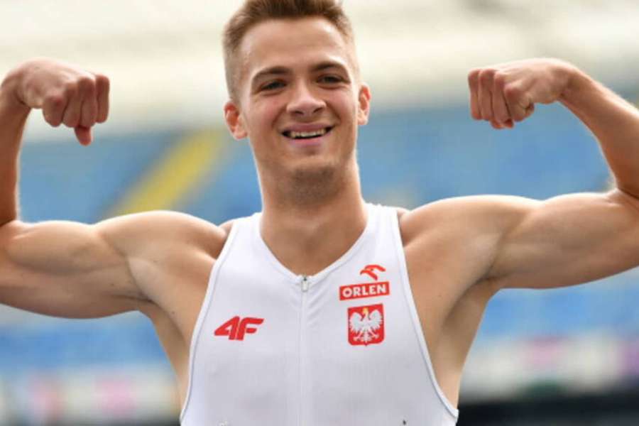 Srebrny medal Alberta Komańskiego w biegu na 200 m na Igrzyskach Europejskich