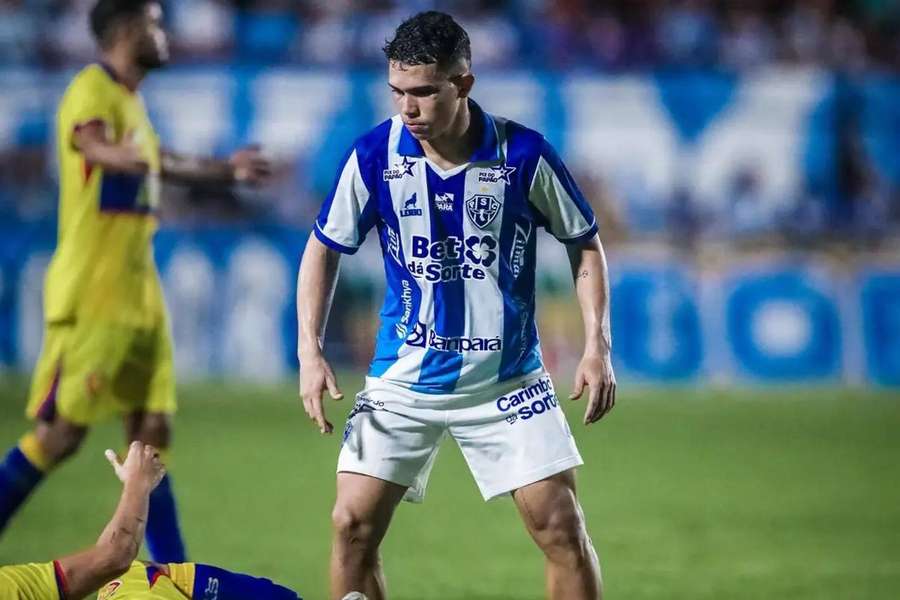 Pedro Henrique leva nove jogos pelo Paysandu esta época
