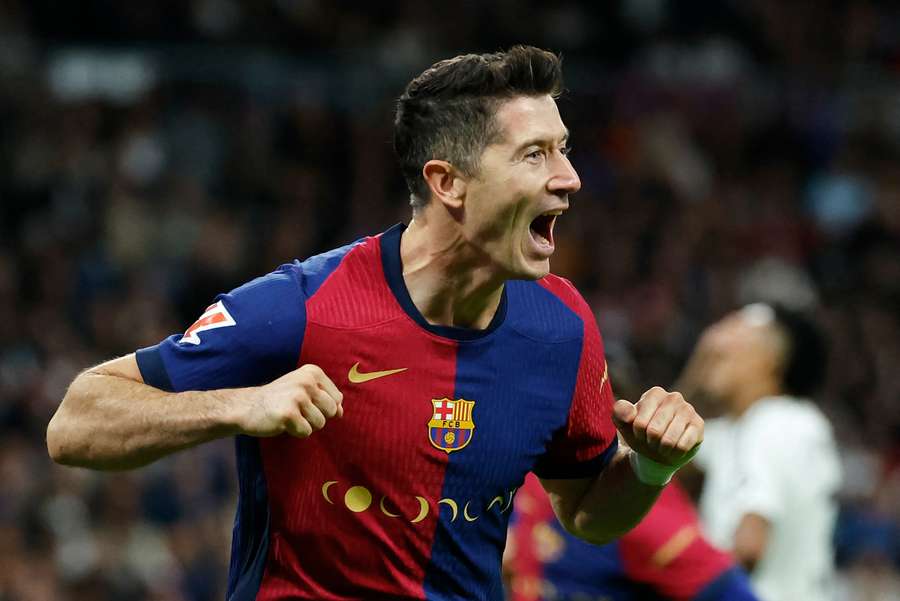 Lewandowski lideró al Barça ante el Madrid.