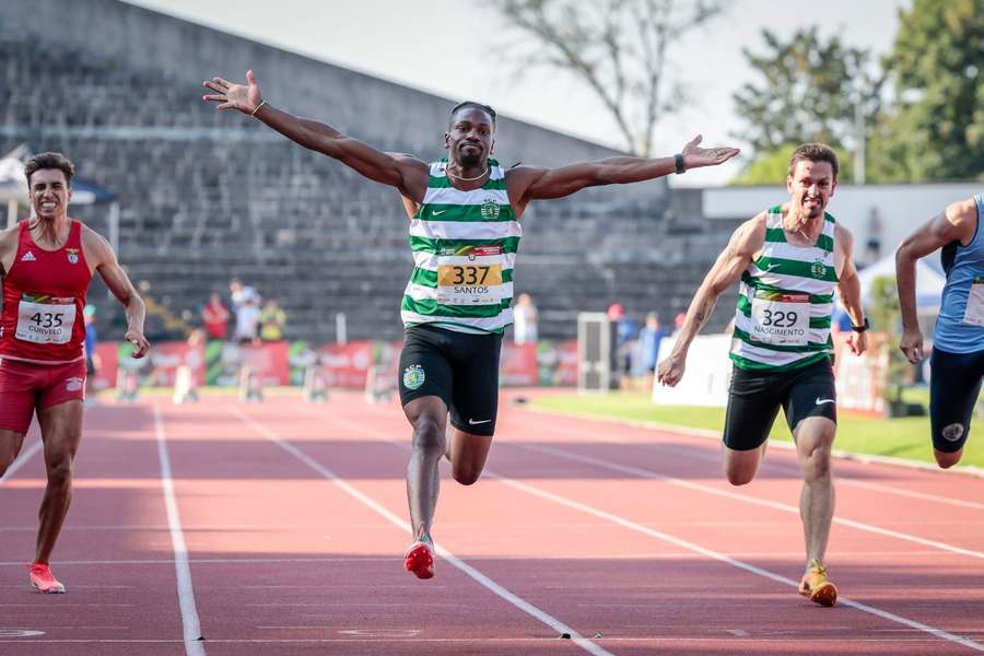 Delvis Santos (Sporting) revalidou o título dos 100 metros, com a marca de 10,12, novo recorde da competição