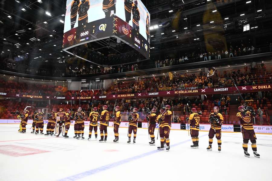 Děkovačka hokejistů Jihlavy.