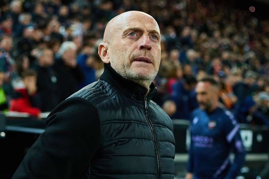 Calero na poste trénera Levante končí.