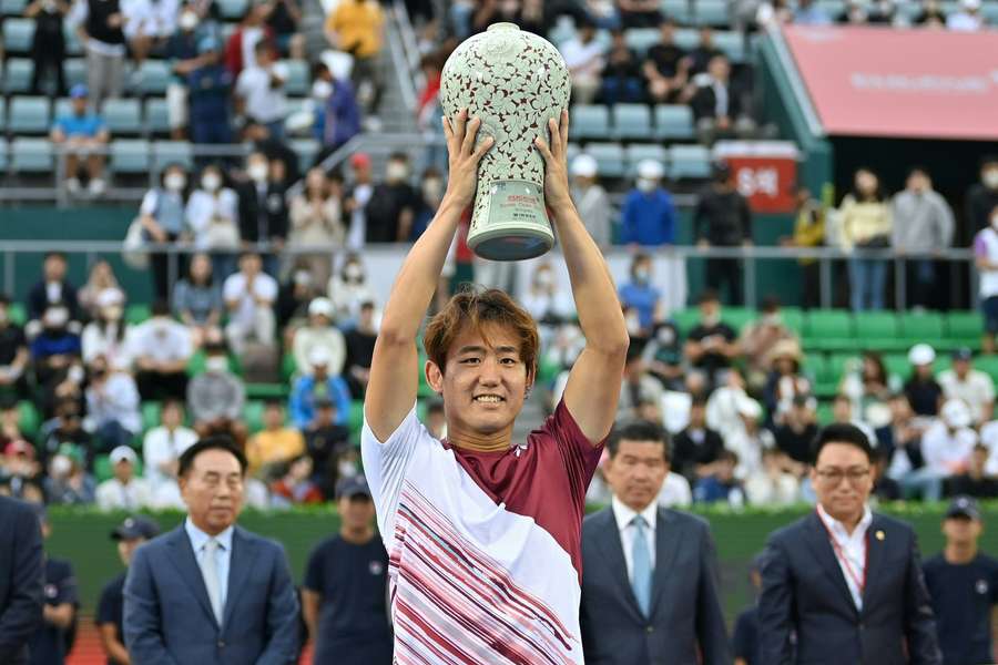 Nishioka beats fourth seed Shapovalov to win Korea Open