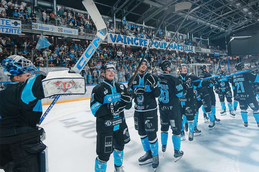 Hokejisté Spartiates Marseille. Hokejisté Spartiates Marseille.