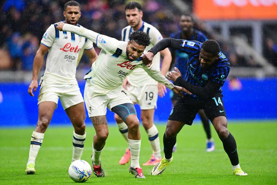 Inter Milán s Atalantou pouze remizoval.