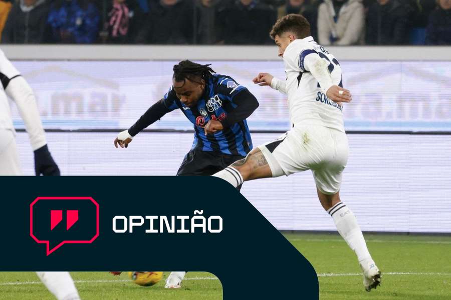 Lookman em ação contra o Nápoles