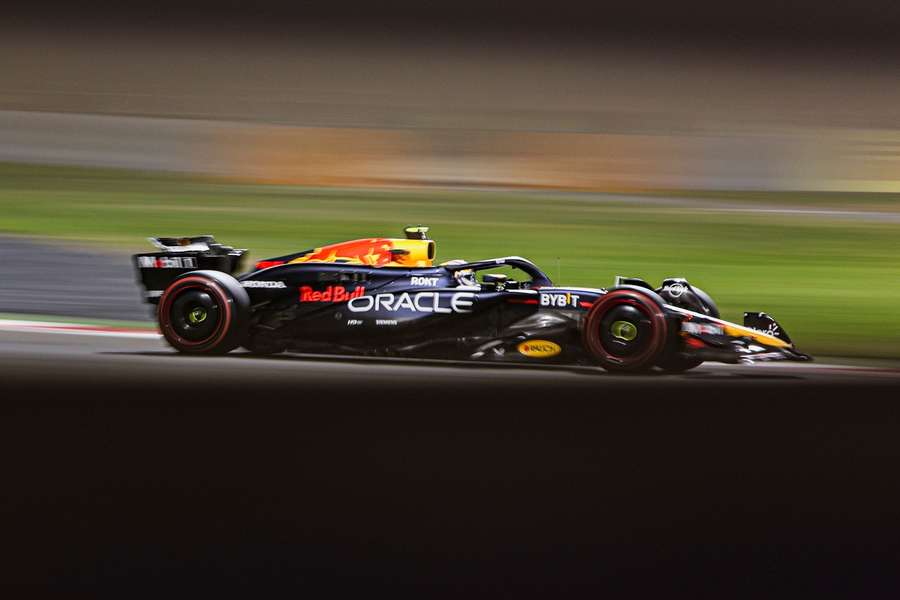 Max Verstappen landete in den ersten beiden Trainings in Bahrain jeweils nur auf Rang sechs.