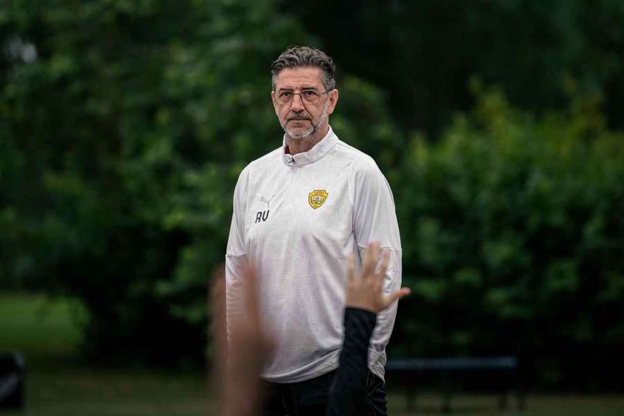 Rui Vitoria during Al Wasl's training camp in Tiel, the Netherlands