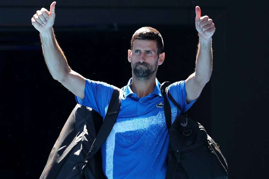 Novak Djokovic a fait son retour à la compétition lundi, trois semaines après son abandon contre Alexander Zverev.
