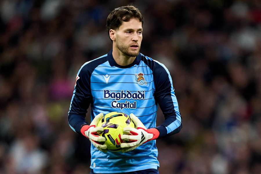 Alex Remiro della Real Sociedad durante la partita contro il Real Madrid