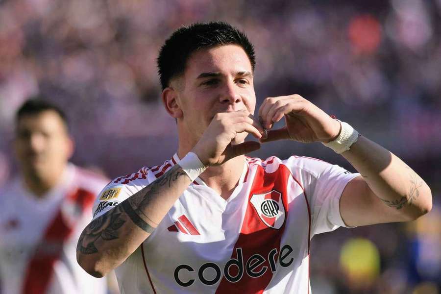 Mastantuono to reject Man Utd and Chelsea for Real Madrid wait
