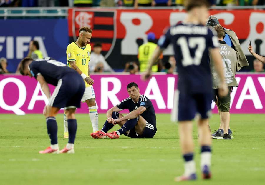 Escoceses lamentam derrota para o Brasil