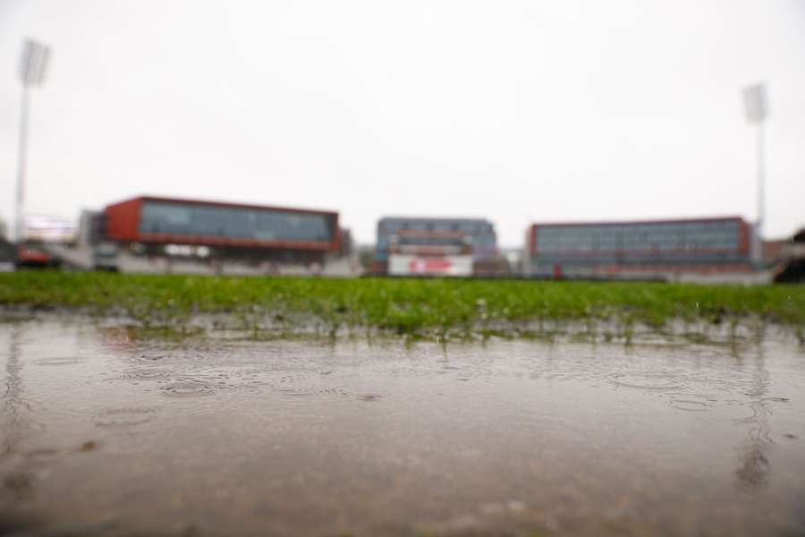 The rain in Manchester was too persistent for any play on Sunday