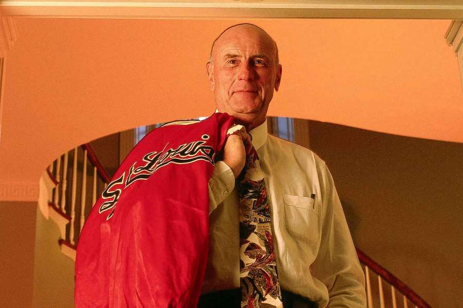 Bob Pettit.