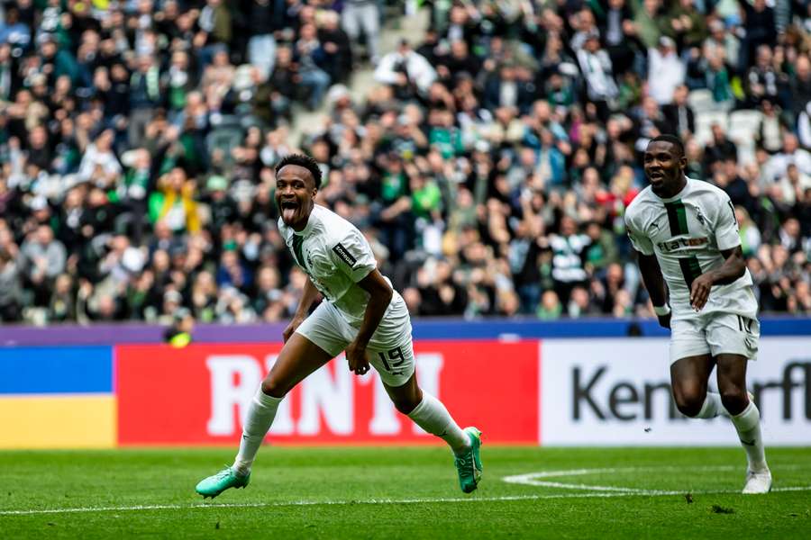 Borussia Monchengladbach vence na receção ao Wolfsburgo (2-0)