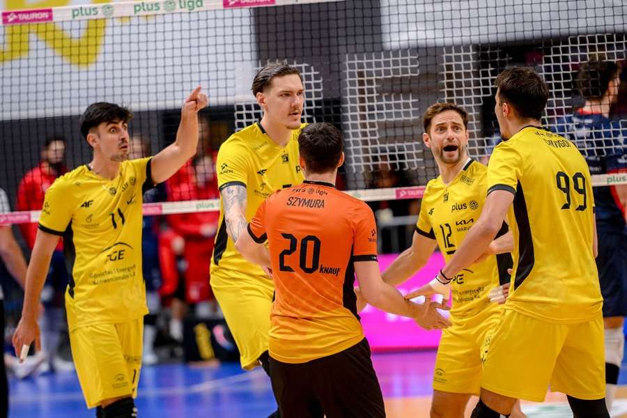 Skra Bełchatów odwróciła losy meczu i pokonała ZAKSĘ Kędzierzyn-Koźle po tie-breaku Skra Bełchatów odwróciła losy meczu i pokonała ZAKSĘ Kędzierzyn-Koźle po tie-breaku