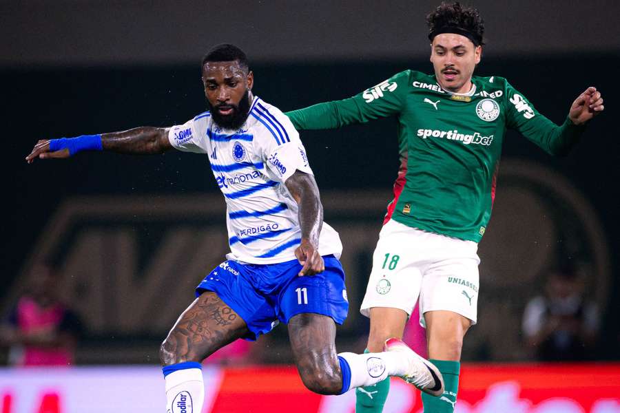 Palmeiras e Cruzeiro ficaram no 1 a 1 em Barueri Palmeiras e Cruzeiro ficaram no 1 a 1 em Barueri