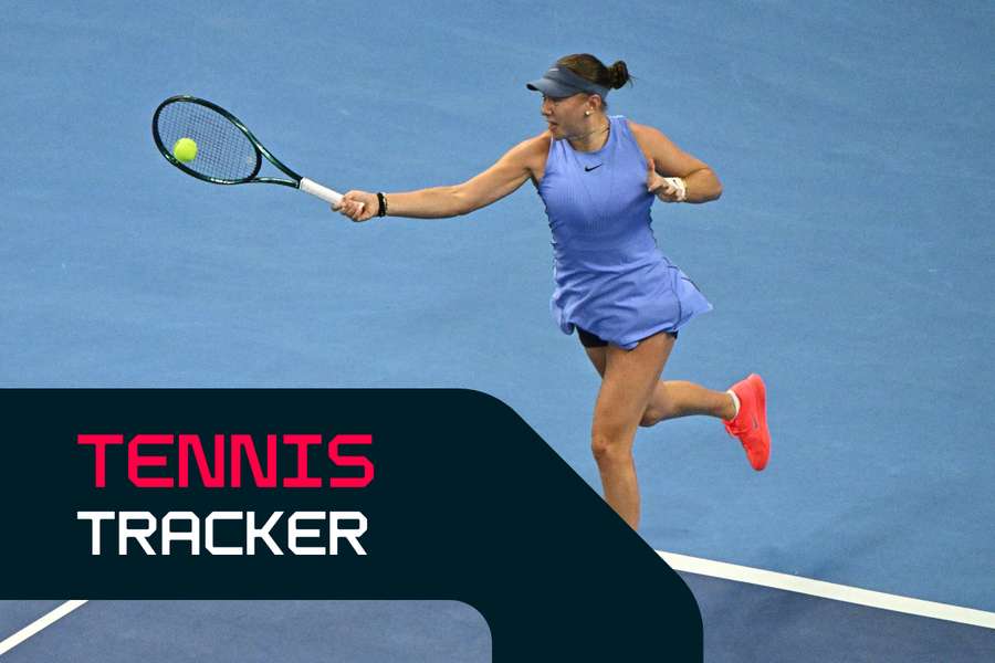 Anisimova is in quarter-final action this morning