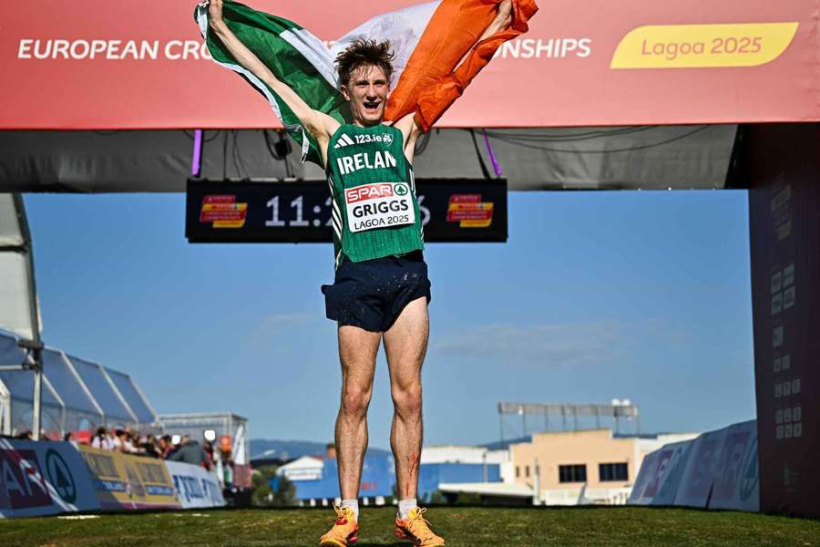 Griggs celebra em Lagoa Griggs celebra em Lagoa