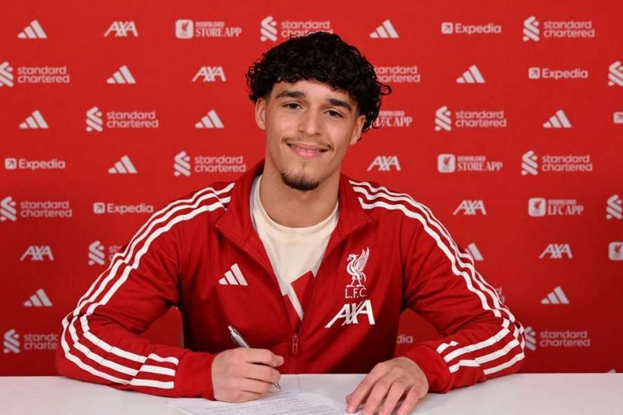 Esdaille "buzzing" to pen new Liverpool deal