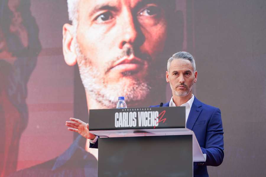 Carlos Vicens na apresentação oficial no SC Braga Carlos Vicens na apresentação oficial no SC Braga