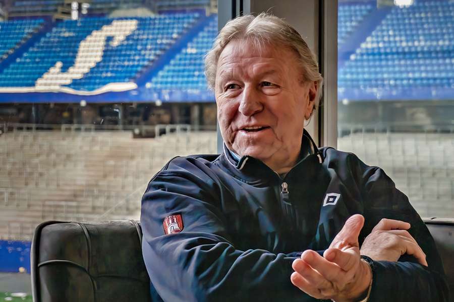 Horst Hrubesch nahm sich viel Zeit, um Flashscore von seiner Karriere beim HSV zu erzählen.
