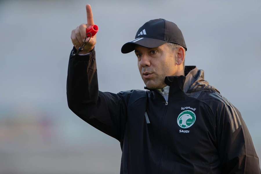 Marcos Soares, com agens na base de Santos e Corinthians, é o treinador da Arábia Saudita Sub-20 Marcos Soares, com agens na base de Santos e Corinthians, é o treinador da Arábia Saudita Sub-20