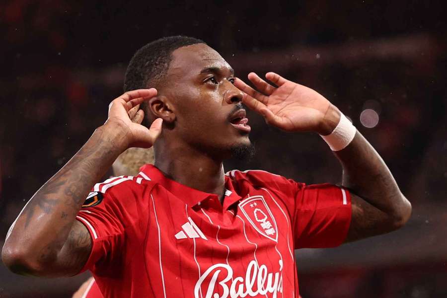 Hudson-Odoi fez o golo da tranquilidade para o Nottingham Hudson-Odoi fez o golo da tranquilidade para o Nottingham