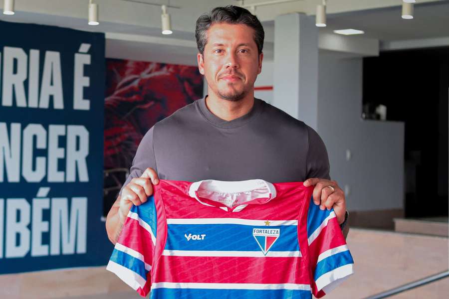 Thiago Carpini assumiu o comando do Fortaleza para 2026 Thiago Carpini assumiu o comando do Fortaleza para 2026