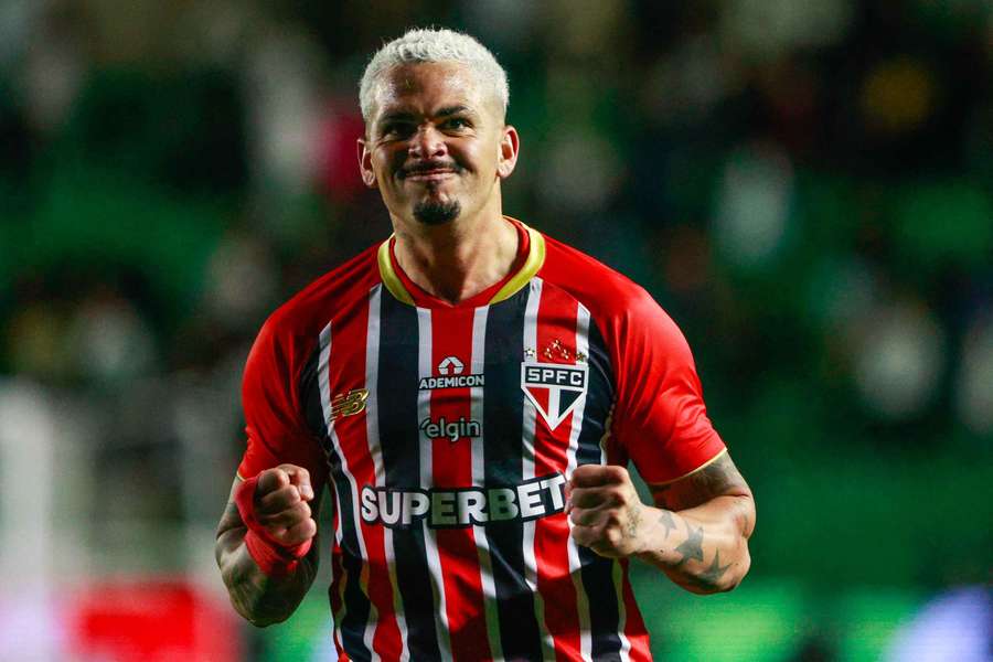 Luciano foi decisivo para o São Paulo Luciano foi decisivo para o São Paulo