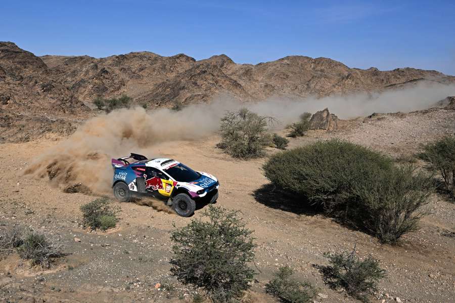 Nasser Al-Attiyah en de Franse bijrijder Mathieu Baumel