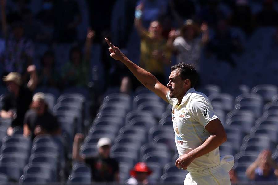 Australia thrash South Africa by innings and 182 runs to seal series