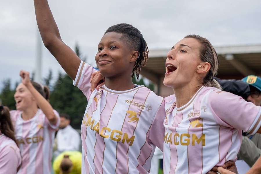 Grâce à Fleury, l'OM arrache le match nul face à Fleury, record d'affluence à Martigues